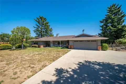 410 N Las Flores Drive, Nipomo, CA MLS: SC25105161
