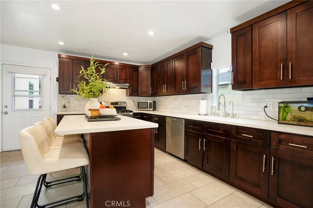 Additional image 24 of 998 Bella Vista Avenue, Pasadena, CA 91107