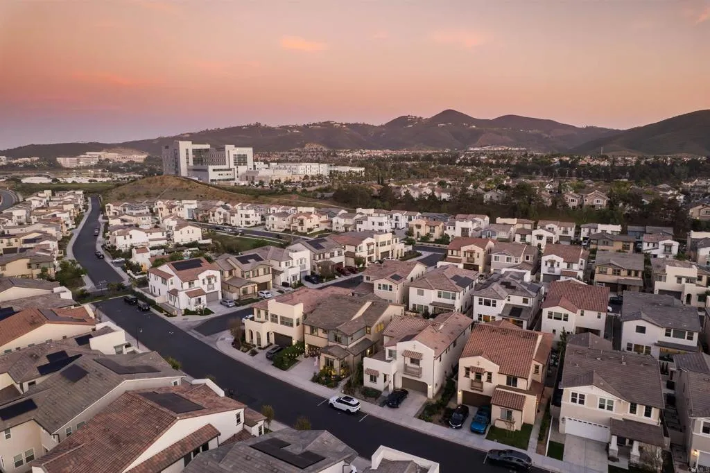 Additional image 98 of 587 Gateway Lane, San Marcos, CA 92078