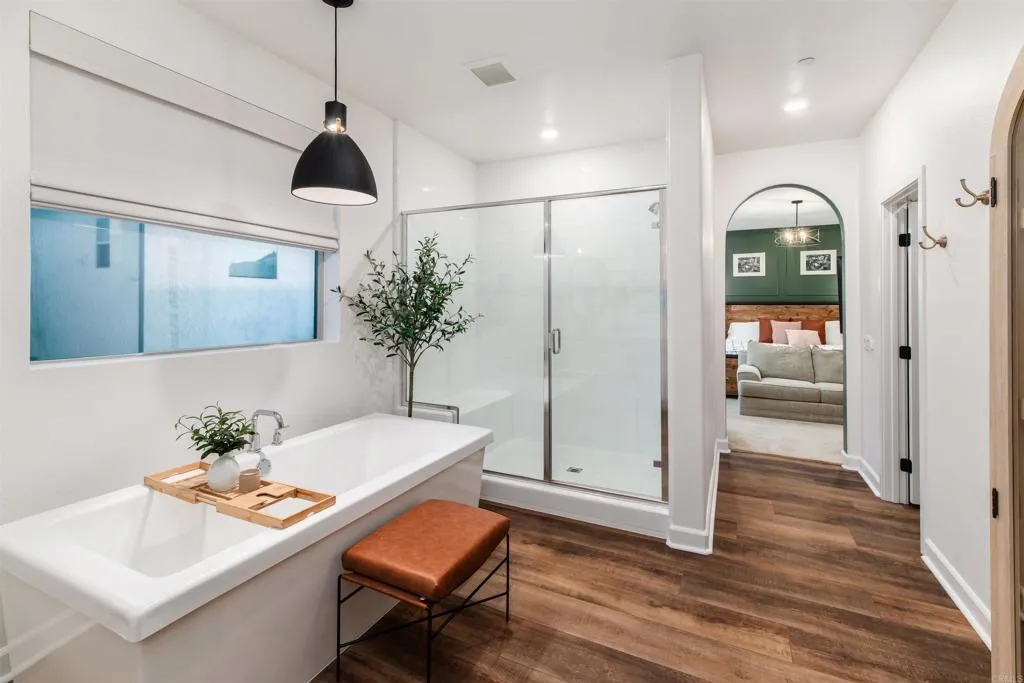 Additional image 80 of 587 Gateway Lane, San Marcos, CA 92078