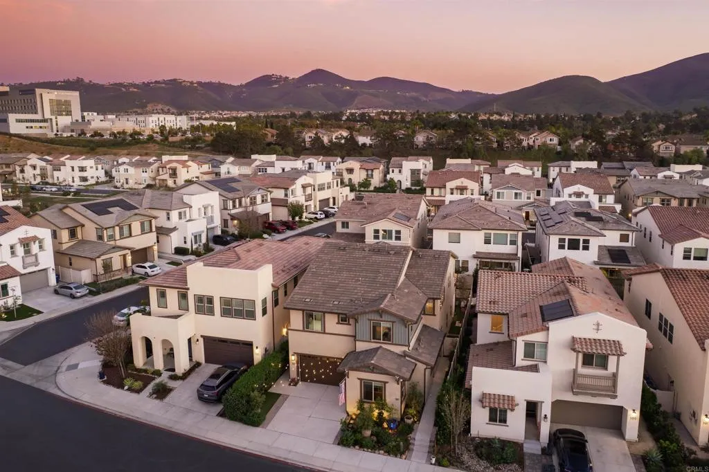 Additional image 100 of 587 Gateway Lane, San Marcos, CA 92078