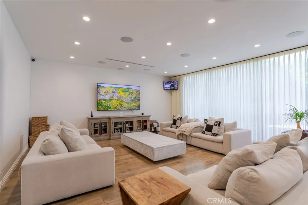 Additional image 72 of 5949 Rhodes Avenue, Valley Village, CA 91607