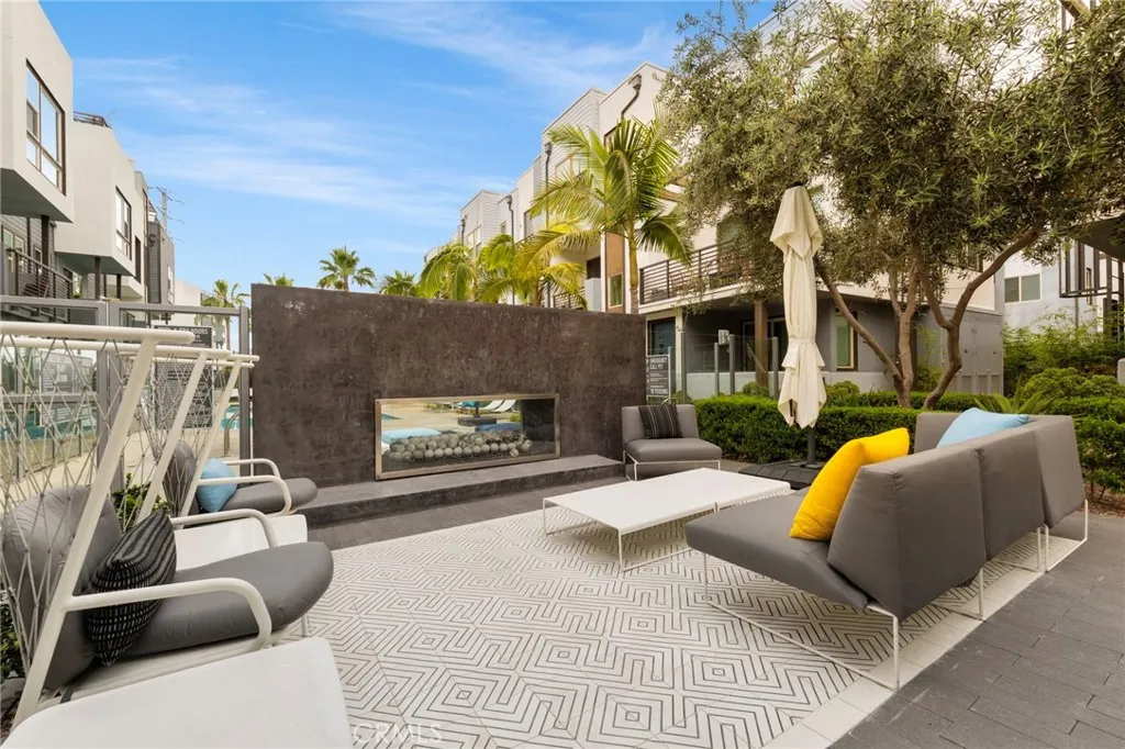 Additional image 38 of 210 Placemark, Irvine, CA 92614