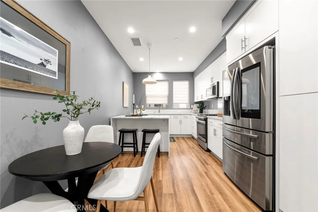 Additional image 4 of 210 Placemark, Irvine, CA 92614