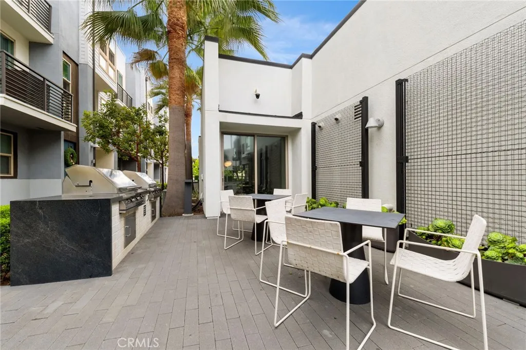 Additional image 90 of 210 Placemark, Irvine, CA 92614