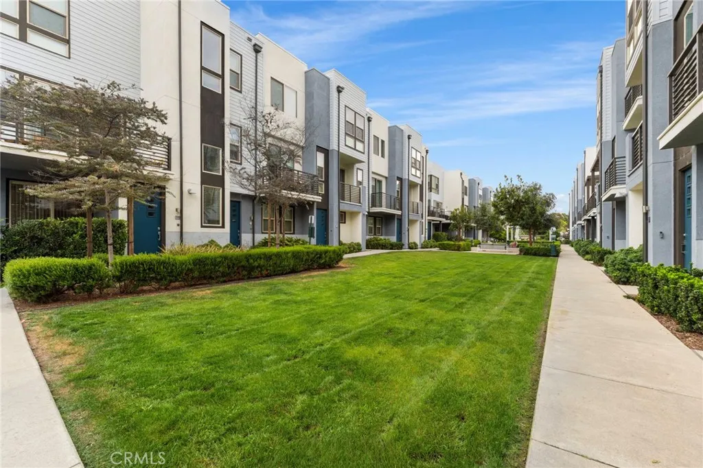 Additional image 100 of 210 Placemark, Irvine, CA 92614