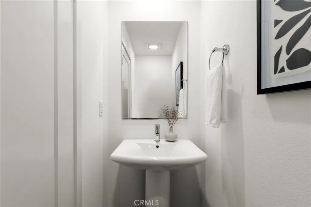 Additional image 71 of 210 Placemark, Irvine, CA 92614