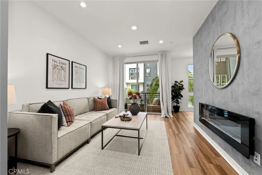 Additional image 63 of 210 Placemark, Irvine, CA 92614