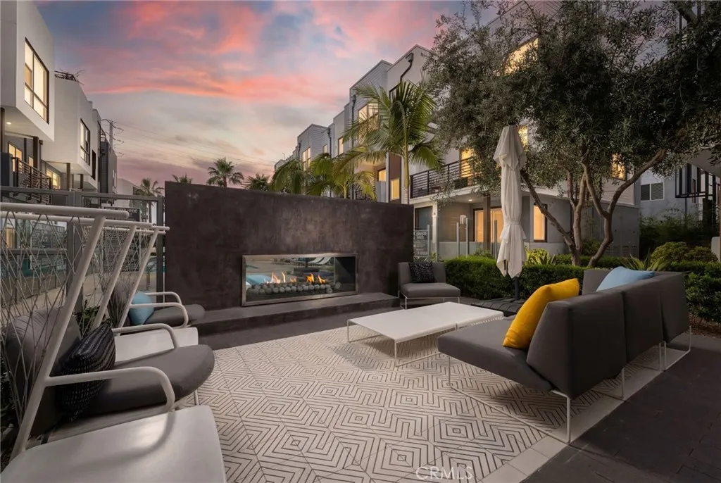 Additional image 37 of 210 Placemark, Irvine, CA 92614