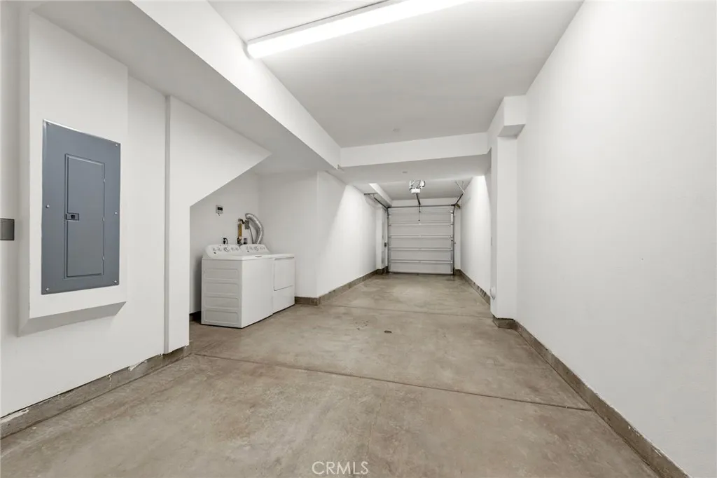 Additional image 81 of 210 Placemark, Irvine, CA 92614