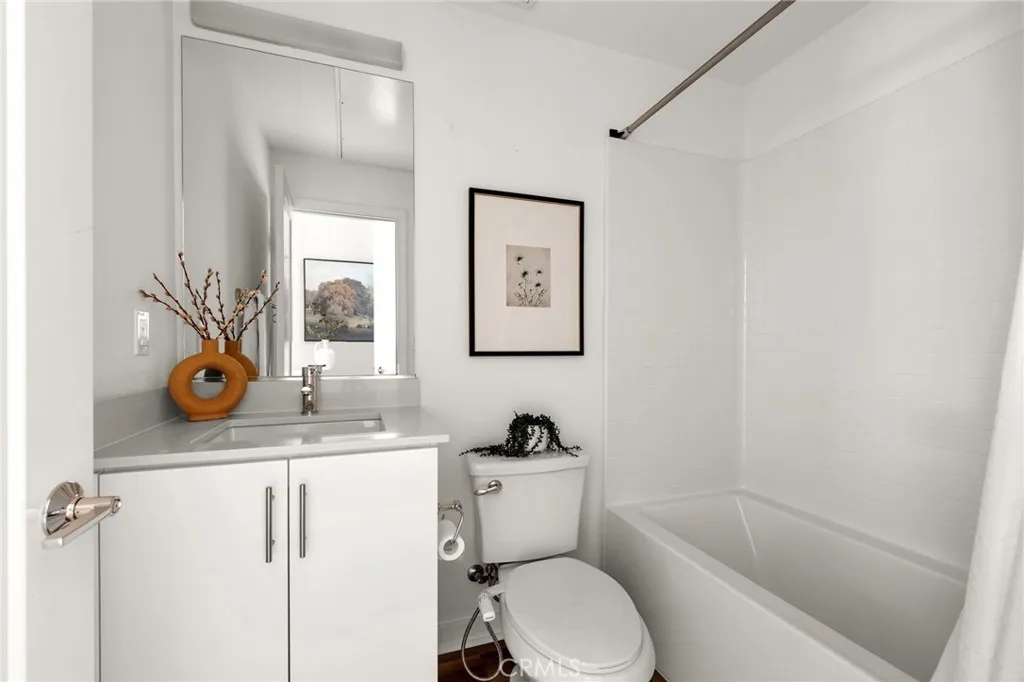 Additional image 26 of 210 Placemark, Irvine, CA 92614