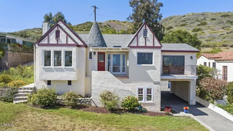 2371 Foster Avenue, Ventura, CA MLS: V1-29884