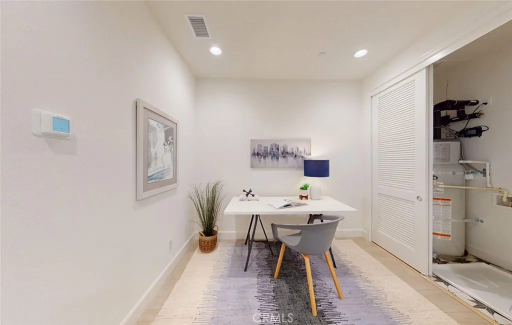 Additional image 18 of 17536 Cameron Lane Unit 105, Huntington Beach, CA 92647