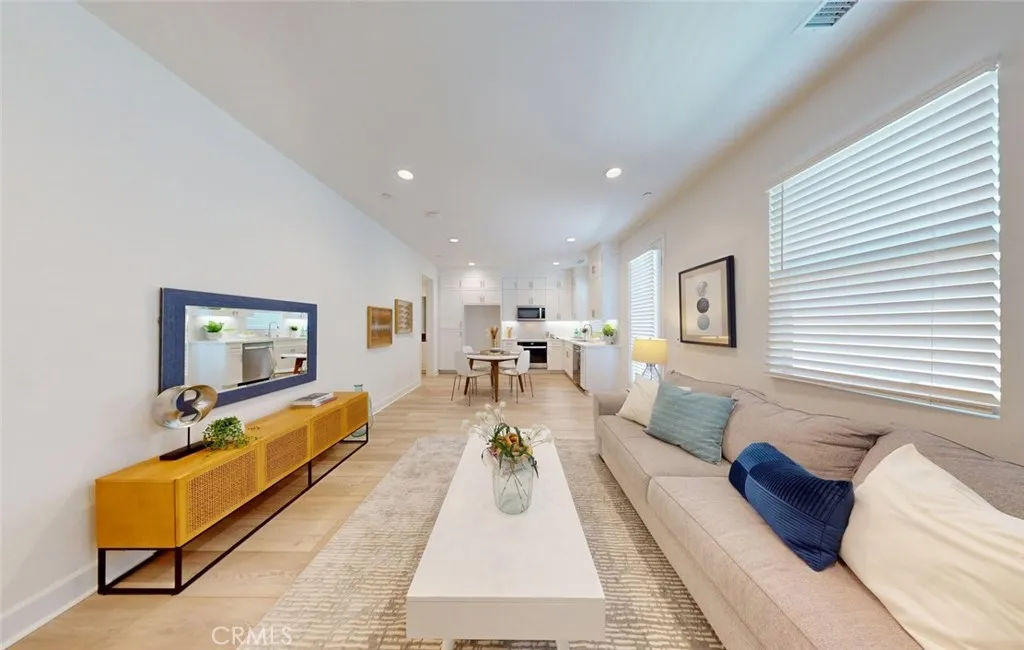 Additional image 6 of 17536 Cameron Lane Unit 105, Huntington Beach, CA 92647