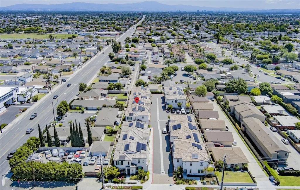 17536 Cameron Lane Unit 105, Huntington Beach, CA 92647