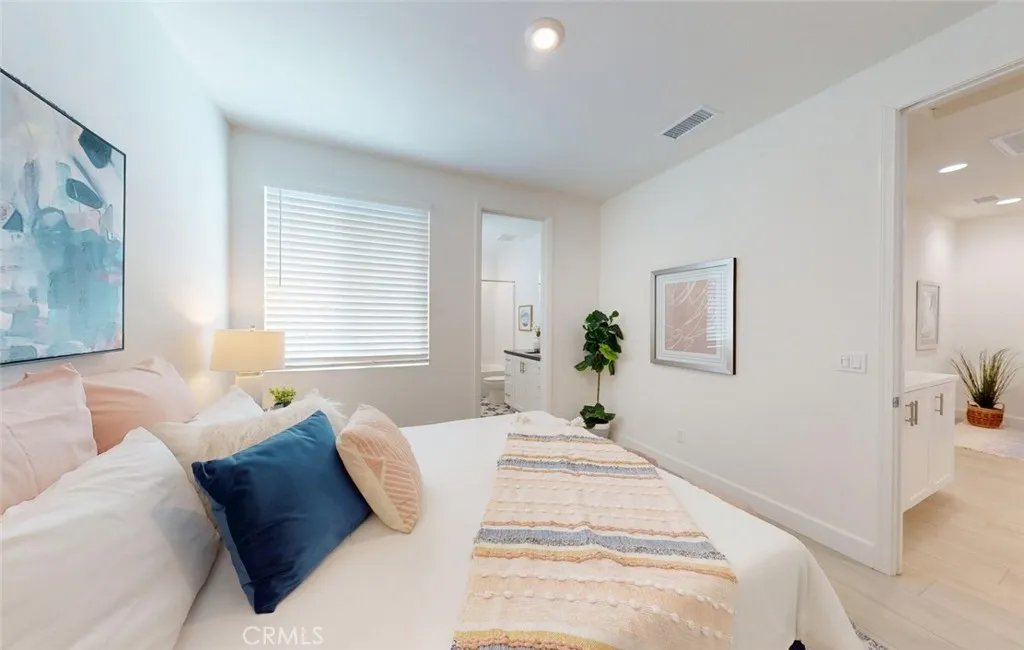 Additional image 69 of 17536 Cameron Lane Unit 105, Huntington Beach, CA 92647