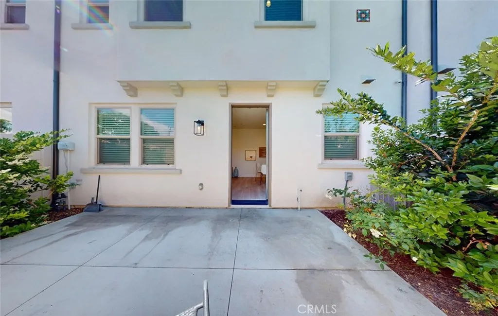Additional image 42 of 17536 Cameron Lane Unit 105, Huntington Beach, CA 92647