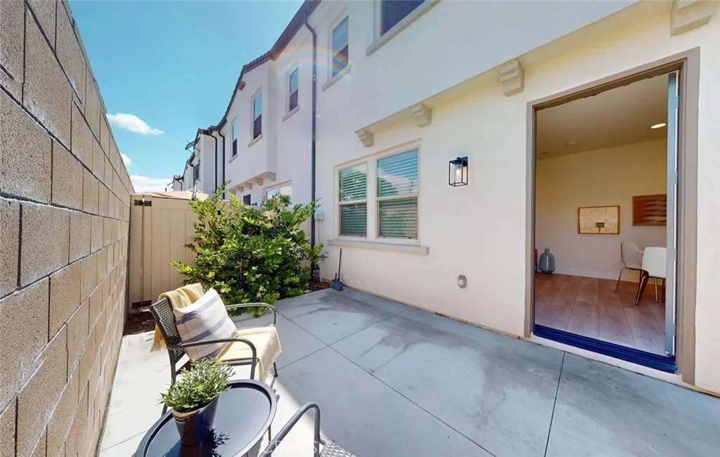 Additional image 41 of 17536 Cameron Lane Unit 105, Huntington Beach, CA 92647