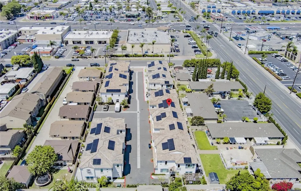 Additional image 92 of 17536 Cameron Lane Unit 105, Huntington Beach, CA 92647