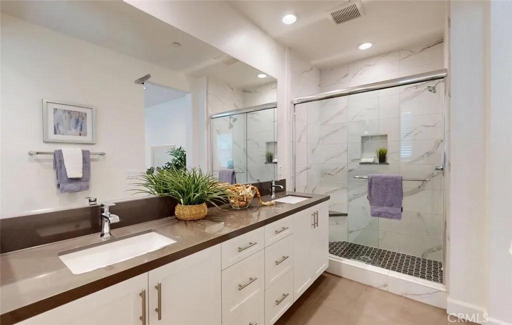 Additional image 37 of 17536 Cameron Lane Unit 105, Huntington Beach, CA 92647