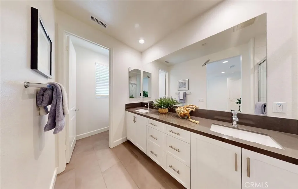 Additional image 78 of 17536 Cameron Lane Unit 105, Huntington Beach, CA 92647