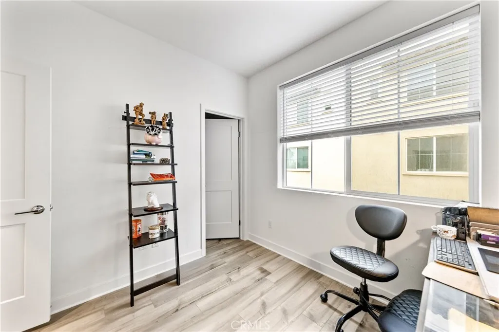 Additional image 20 of 2560 Valentina Way Unit 2, Commerce, CA 90040