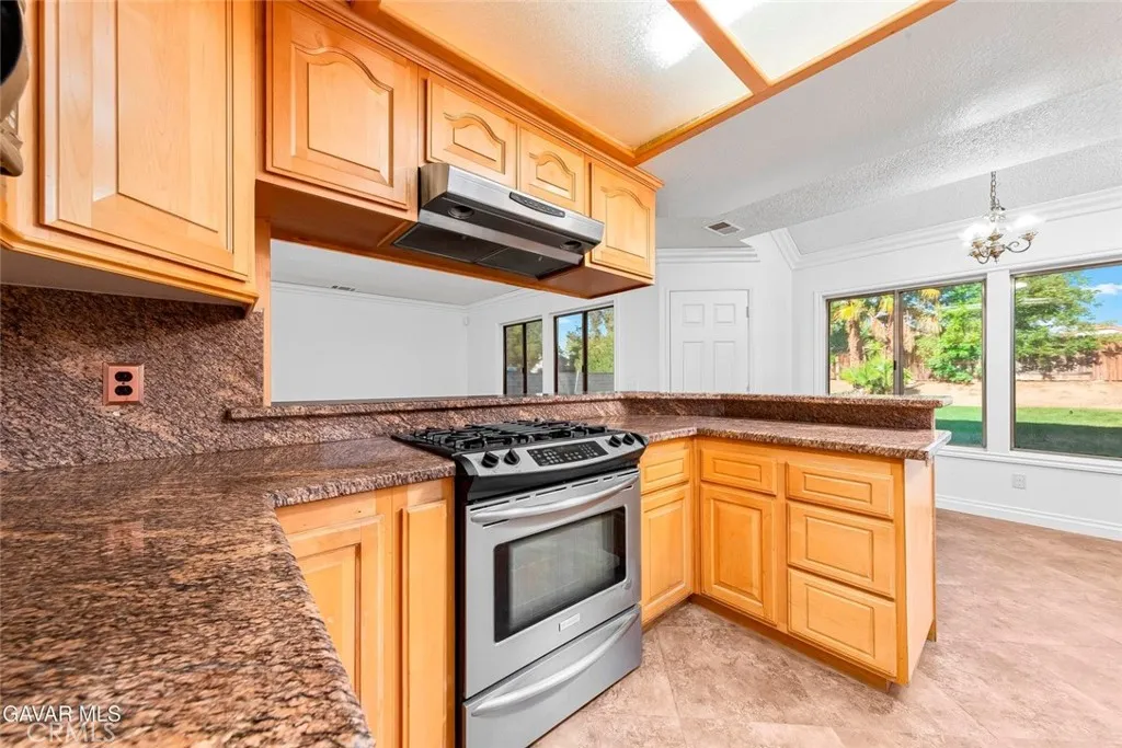 Additional image 39 of 37450 Yorkshire Dr, Palmdale, CA 93550
