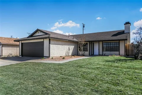 38532 Division Street, Palmdale, CA MLS: SR25109758