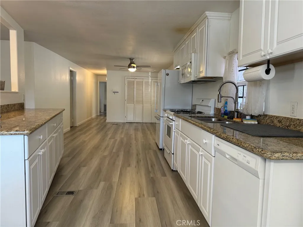 Additional image 27 of 17700 Avalon Boulevard Unit 40, Carson, CA 90746
