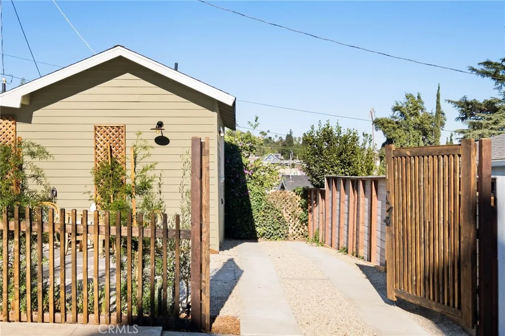 Additional image 41 of 611 N Avenue 48 Ave, Los Angeles, CA 90042