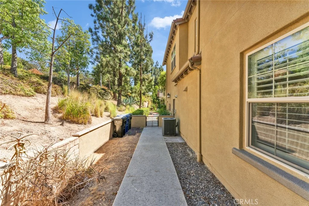 965 Sweetbriar Lane Unit A, Azusa, CA 91702