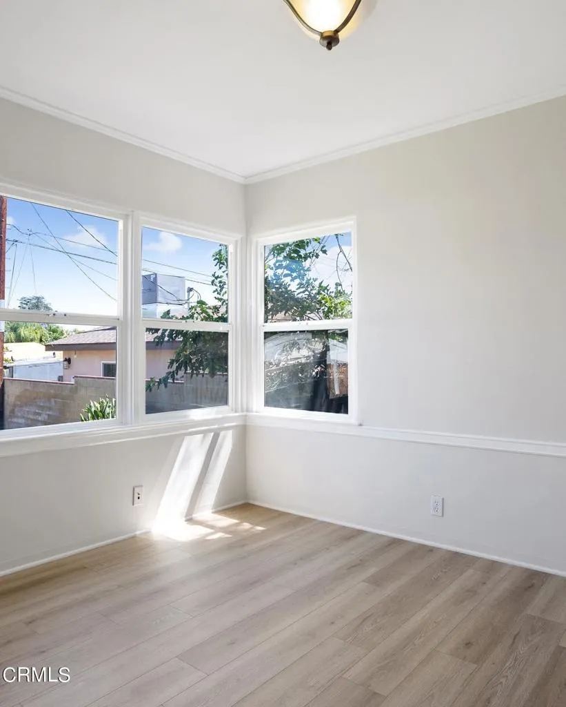 Additional image 34 of 640 E Elmwood Avenue, Burbank, CA 91501