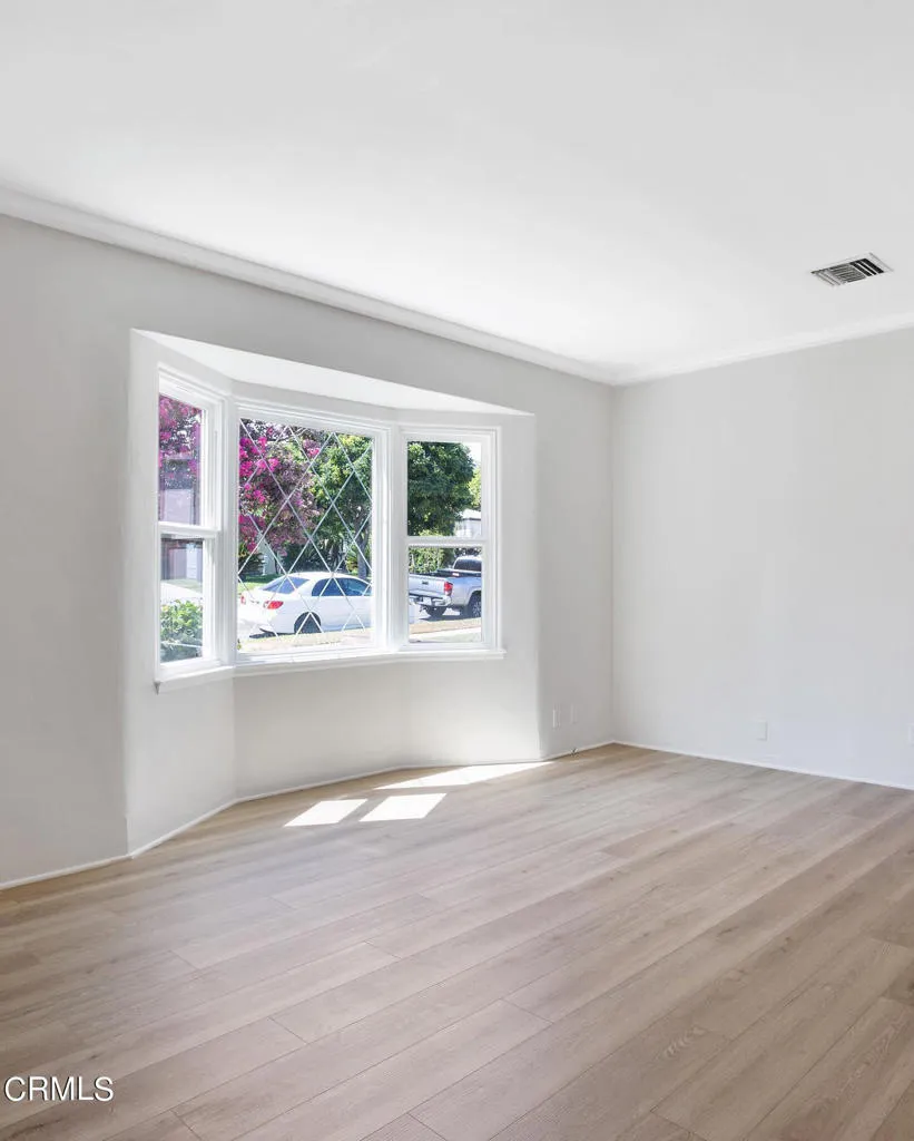 Additional image 31 of 640 E Elmwood Avenue, Burbank, CA 91501