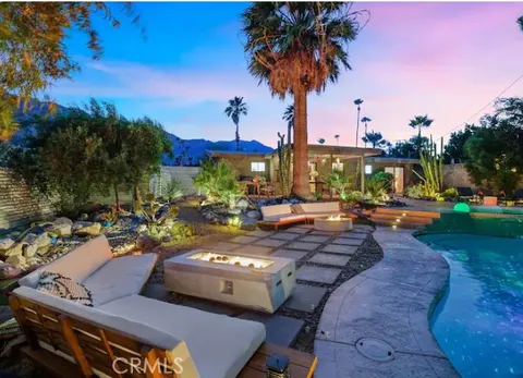 2466 N Girasol Avenue, Palm Springs, CA MLS: SW24242597