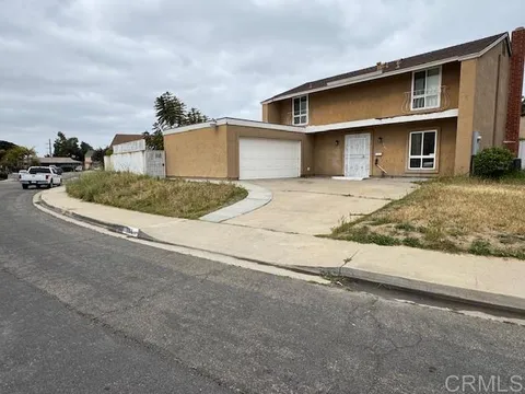 305 Spruce Street, Chula Vista, CA MLS: NDP2503946