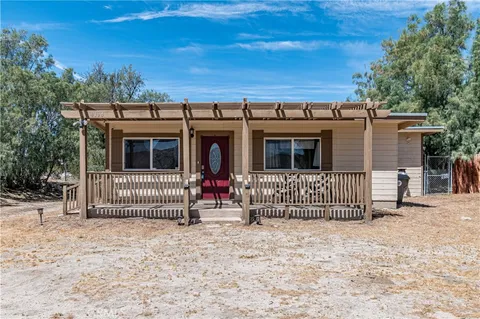 9194 Navajo Trail, Morongo Valley, CA 92256 - MLS#: IV25071431
