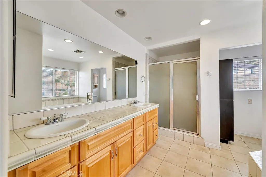 Additional image 124 of 345 Lakeview Dr, Palmdale, CA 93551