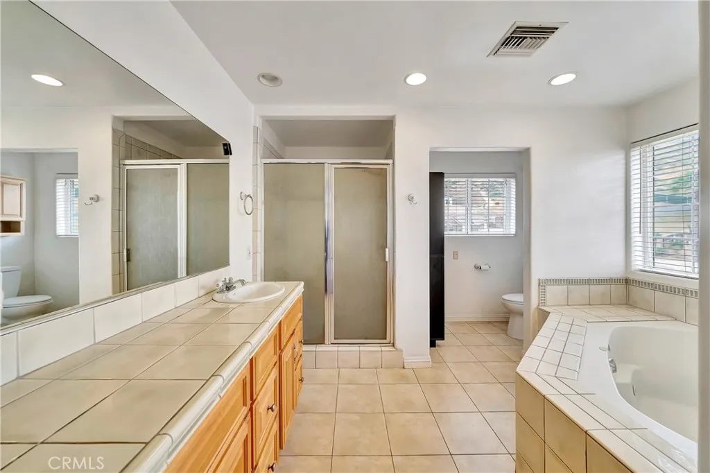 Additional image 125 of 345 Lakeview Dr, Palmdale, CA 93551