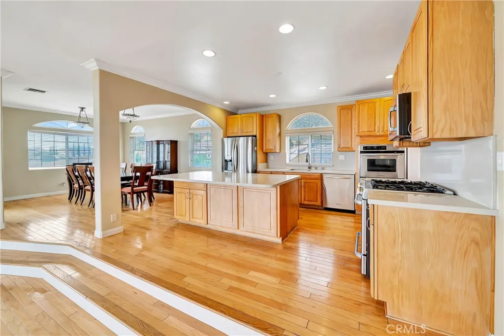 Additional image 19 of 345 Lakeview Dr, Palmdale, CA 93551
