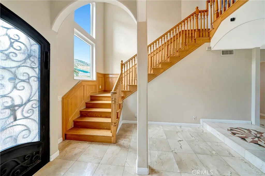 Additional image 6 of 345 Lakeview Dr, Palmdale, CA 93551