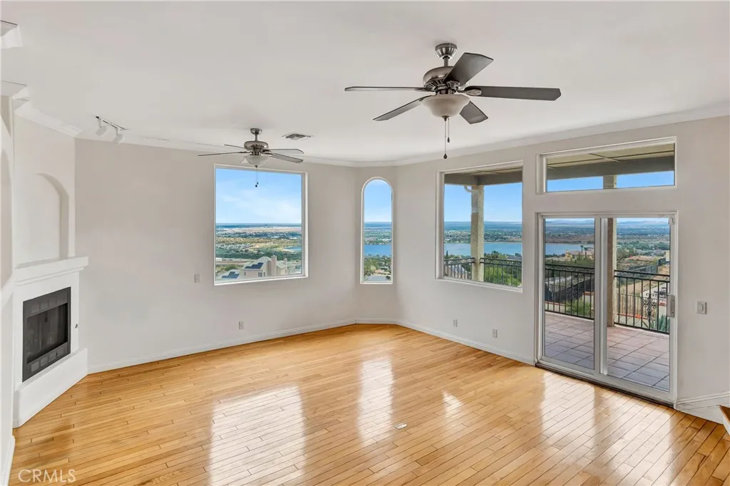 Additional image 88 of 345 Lakeview Dr, Palmdale, CA 93551