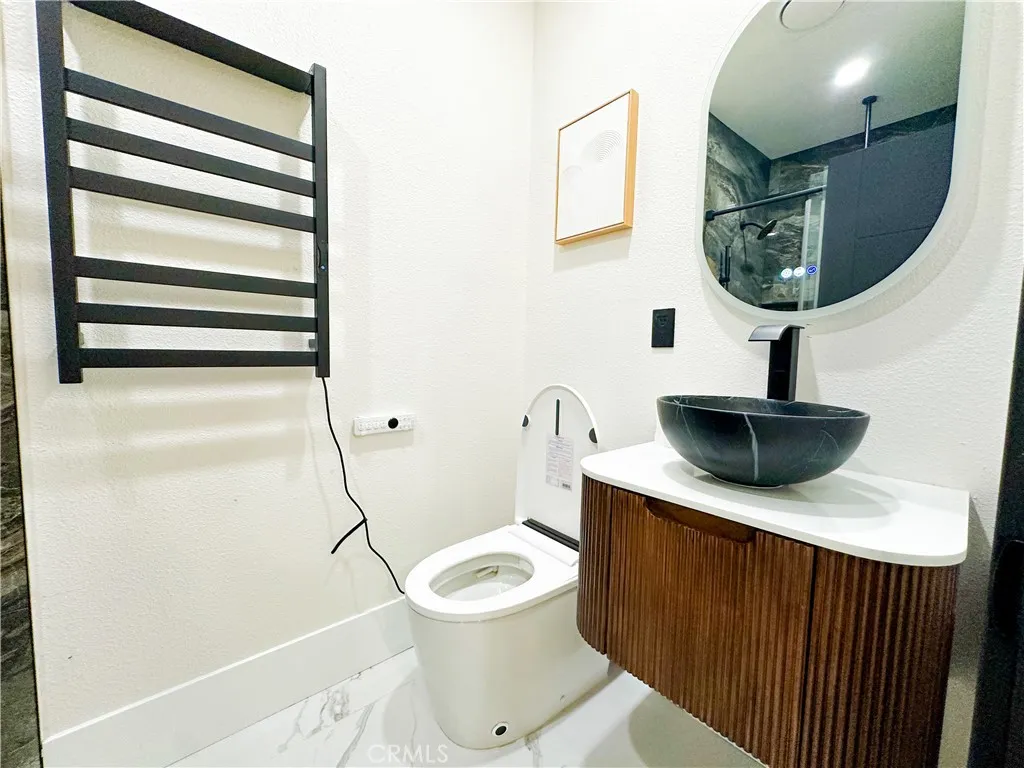 Additional image 39 of 715 N Zeyn St, Anaheim, CA 92805