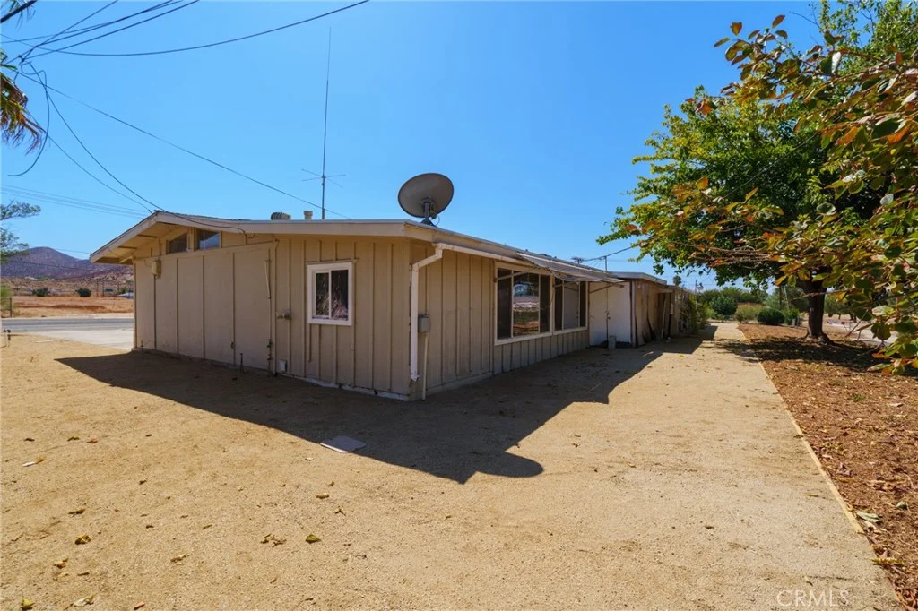 28491 Bradley Road, Sun City, CA 92586