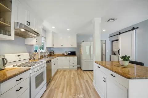 6916 Claire Avenue, Reseda, CA 91335 - MLS#: SR25046433