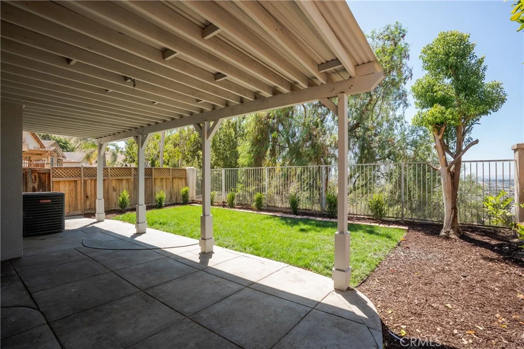 16183 Blue Haven Court, Riverside, CA 92503