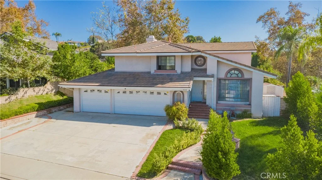 930 Crystal Water Ln, Walnut, CA 91789 photo 2