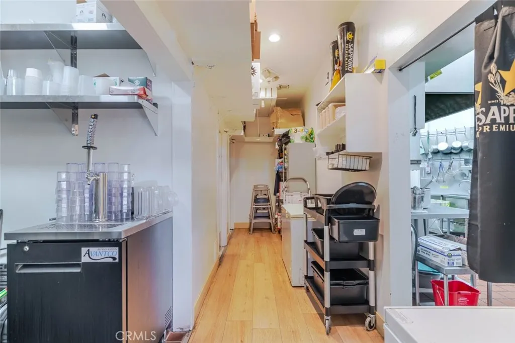 Additional image 46 of 25712 The Old Road, Valencia, CA 91381