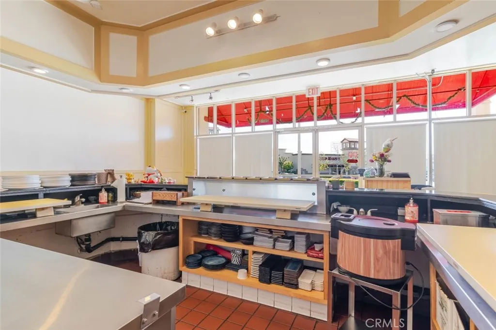 Additional image 44 of 25712 The Old Road, Valencia, CA 91381