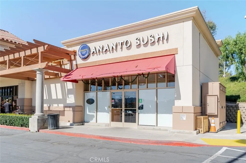 Additional image 3 of 25712 The Old Road, Valencia, CA 91381