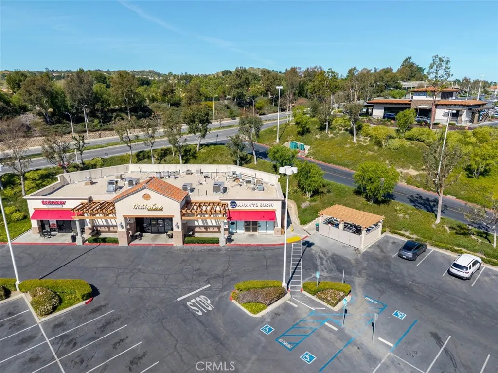 Additional image 59 of 25712 The Old Road, Valencia, CA 91381